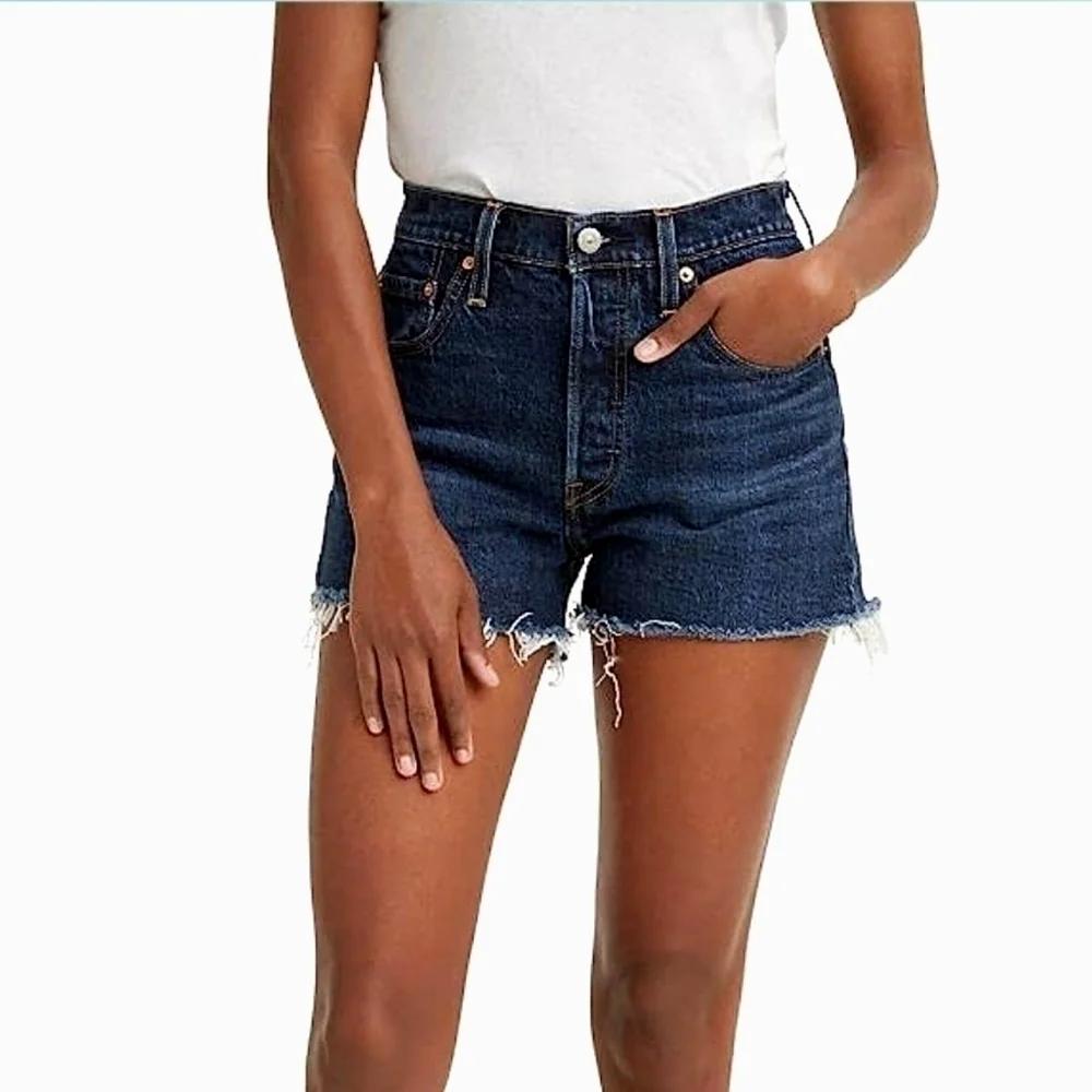 Levi's 501 Denim Button Fly Raw Hem Denim Jean Shorts‎ 32 New